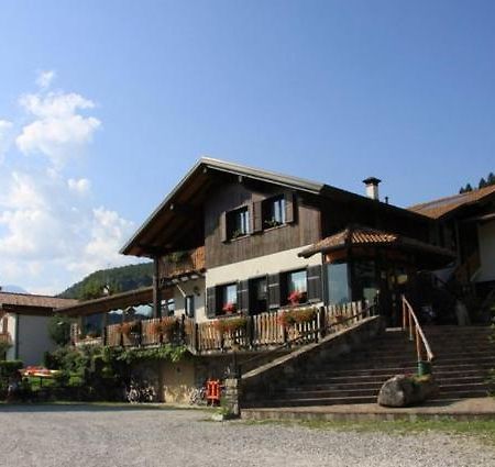Hotel Al Fogolar Villa Santina Exterior foto